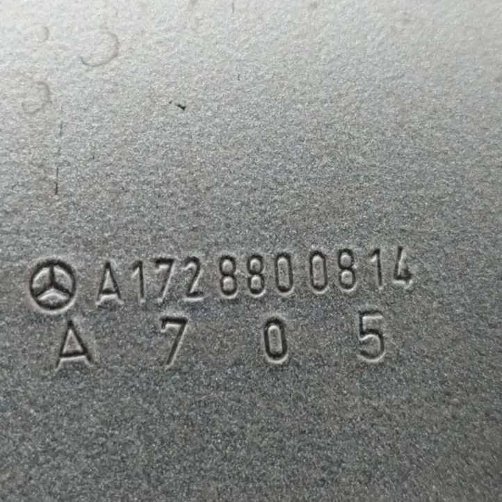 Mercedes-Benz SLK R172 (2011 - 2017) A1728800814 Крепление крыла — фото 6