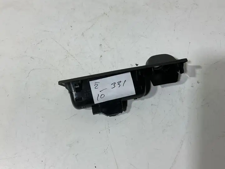 BMW 3 G20 G21 (2019 - ) 14476910 Ручка багажника с камерой — фото 4