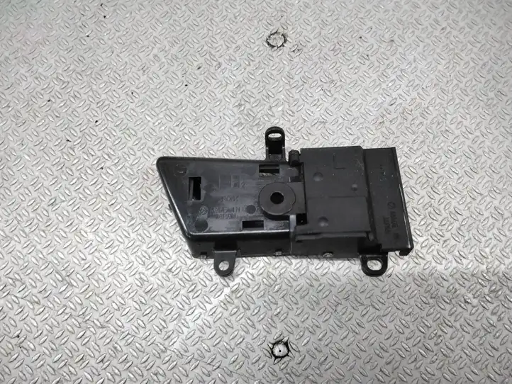 Subaru Outback (2003 - 2007) Внутренняя ручка двери — фото 2