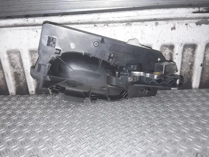 Peugeot 307 (2005 - 2008) Внутренняя ручка задней двери — фото 2