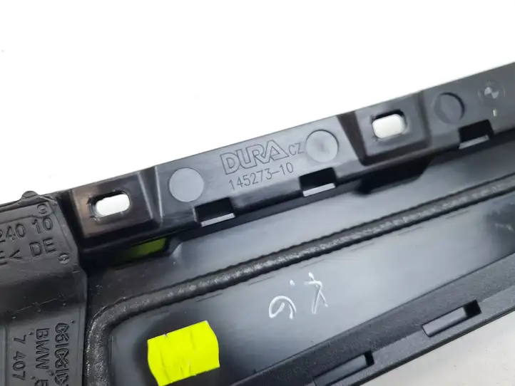 BMW 3 G20 G21 (2019 - ) 7407433 Накладка стекла задней двери — фото 7