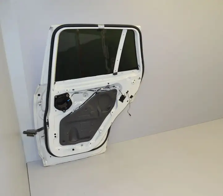 BMW X3 F25 (2010 - 2017) Задняя дверь — фото 2