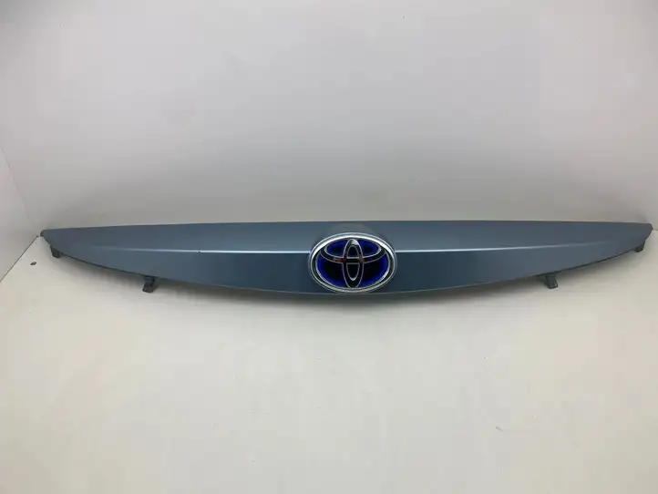 Toyota Auris E180 (2012 - 2018) 7681102790 Подсветка номера — фото 1