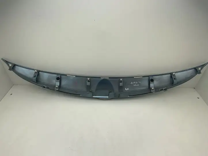 Toyota Auris E180 (2012 - 2018) 7681102790 Подсветка номера — фото 2