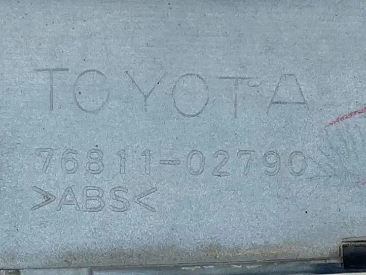 Toyota Auris E180 (2012 - 2018) 7681102790 Подсветка номера — фото 5