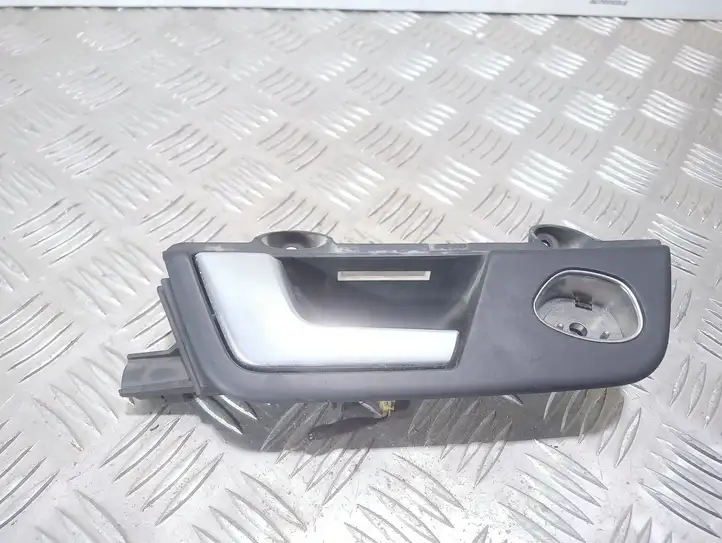 Audi A4 S4 B6 8E 8H (2000 - 2006) 8E0839019 Внутренняя ручка задней двери — фото 1