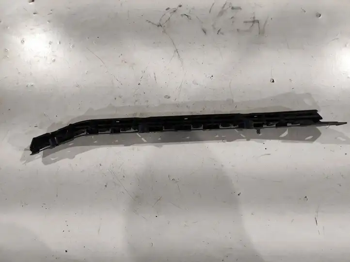 Mercedes-Benz C W204 (2007 - 2014)  A2048800530 Кронштейн заднего бампера