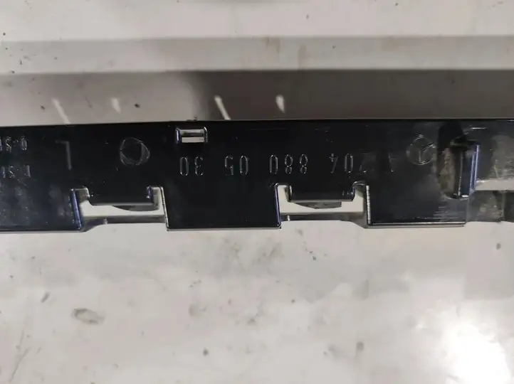 Mercedes-Benz C W204 (2007 - 2014)  A2048800530 Кронштейн заднего бампера