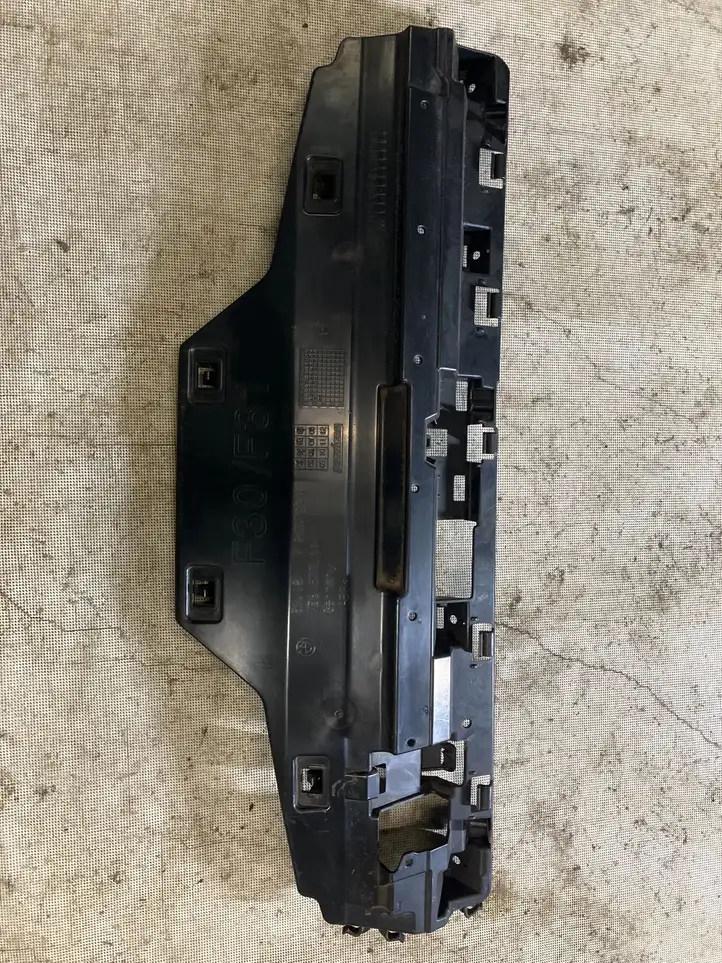 BMW 3 F30 F35 F31 (2012 - 2018) 51127256921 Кронштейн заднего бампера — фото 1