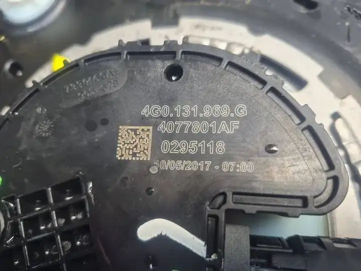 Audi A6 Allroad C7 (2014 - 2018) 4G0131969G Насос AdBlue — фото 3