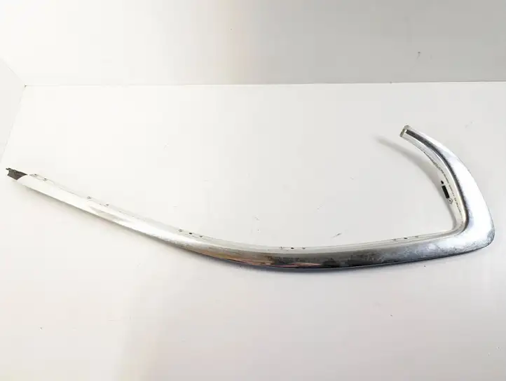 BMW 3 F30 F35 F31 (2012 - 2018) 51337263240 Облицовка заднего бокового стекла — фото 1