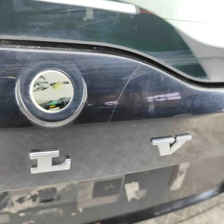 Volvo XC60 (2008 - 2013) 31297533 Крышка багажника — фото 8