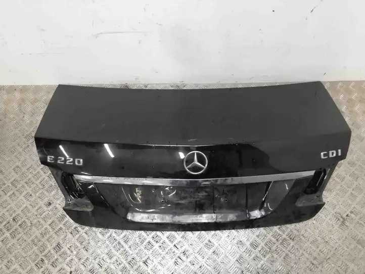 Mercedes-Benz E W212 (2009 - 2016) Крышка багажника — фото 2