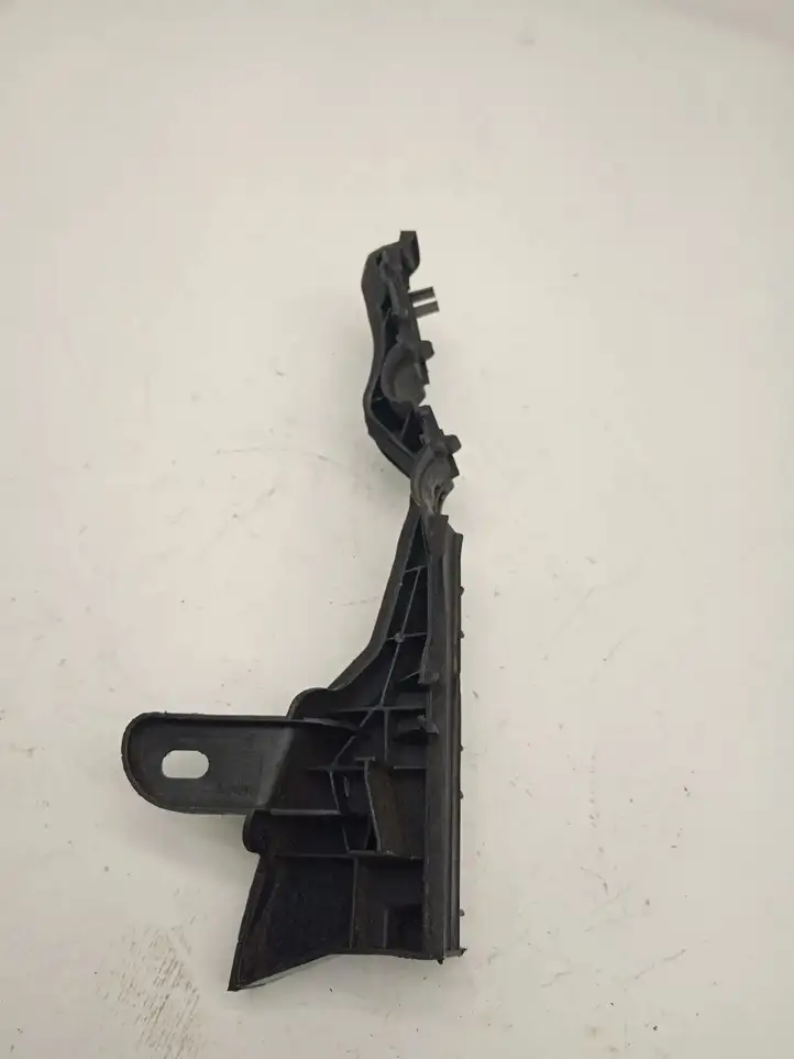 Mercedes-Benz GLC X253/C253 (2015 - )  A2138310400 Другая деталь отсека двигателя