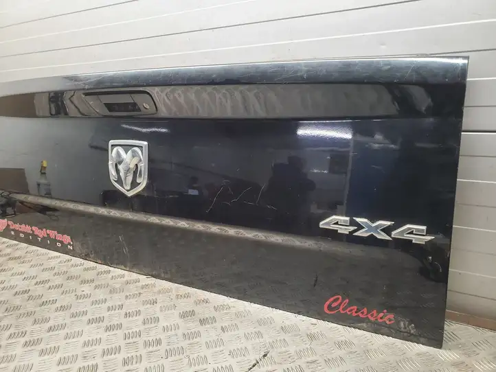 Dodge Ram (2008 - ) Крышка багажника — фото 3
