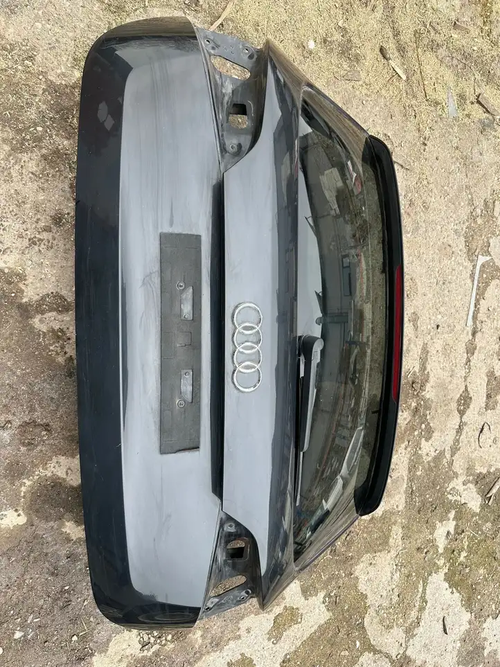 Audi Q5 SQ5 (2008 - 2012) 8R0827023C Крышка багажника — фото 8