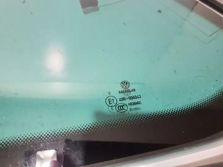 Volkswagen PASSAT B8 (2015 - ) 3G9845297CA Заднее боковое стекло — фото 2