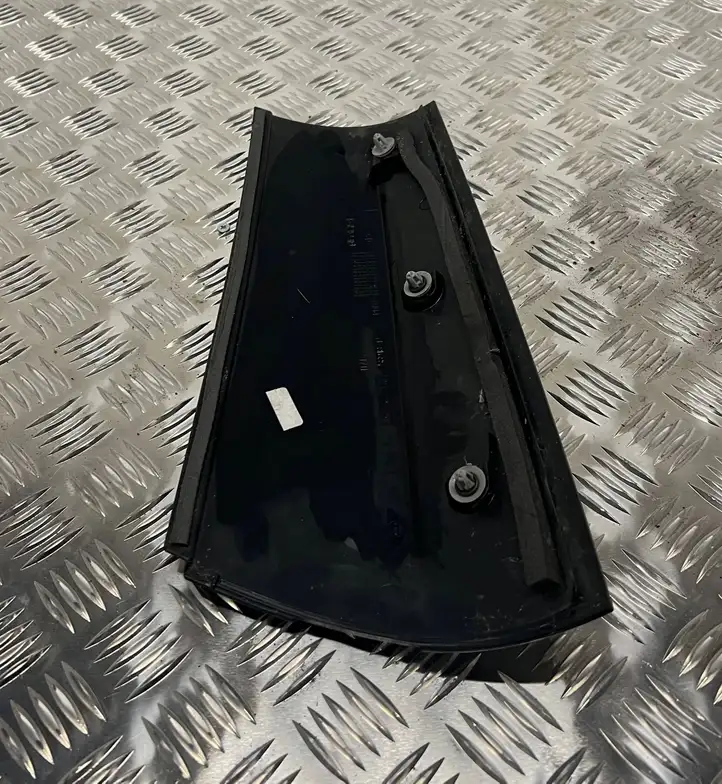 Mini One Cooper Coupe R56 (2004 - 2014) 7146102 Облицовка заднего бокового стекла — фото 2