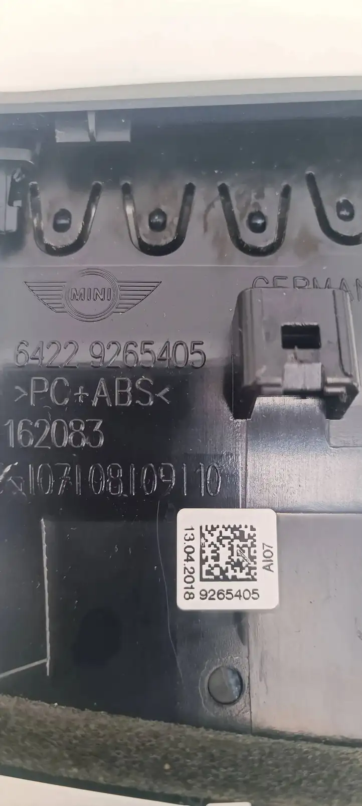 Mini One Cooper F56 F55 (2012 - 2022) 9265405 Боковой воздушный дефлектор — фото 5