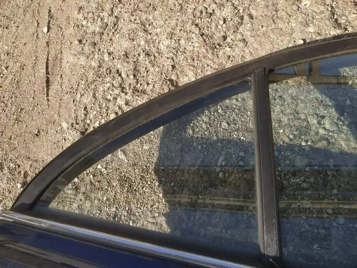 Toyota Avensis T250 (2003 - 2006) Форточка двери — фото 2