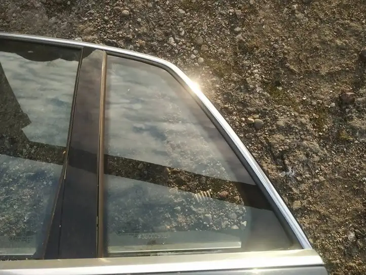 Volkswagen Phaeton (2002 - 2008) Форточка двери — фото 2