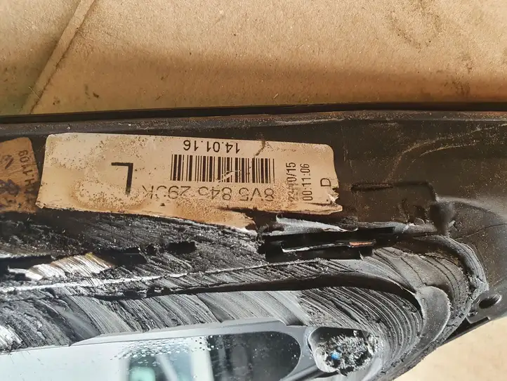 Audi A3/S3 8V (2016 - 2020) 8V5845299K Форточка двери — фото 6