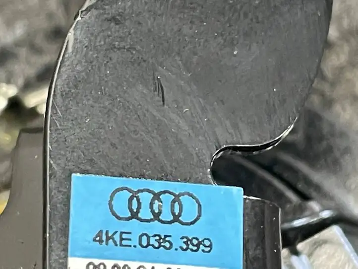 Audi e-tron (2018 - ) 4KE035399 Твитер передней двери — фото 2
