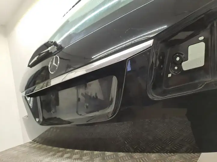 Mercedes-Benz E W212 (2009 - 2016) A2127400010 Крышка багажника — фото 13