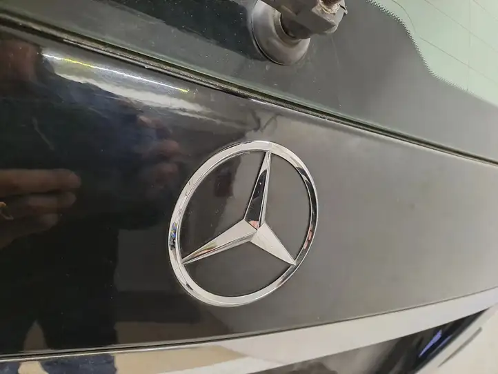 Mercedes-Benz E W212 (2009 - 2016) A2127400010 Крышка багажника — фото 14