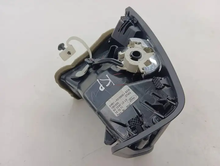Ford Focus Grand C-MAX (2010 - 2019) AM51R018B09BGW Боковой воздушный дефлектор — фото 4