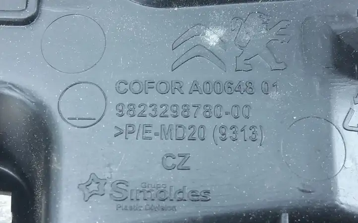 Peugeot 208 (2019 - ) 9823298780 Кронштейн угловой части бампера — фото 3