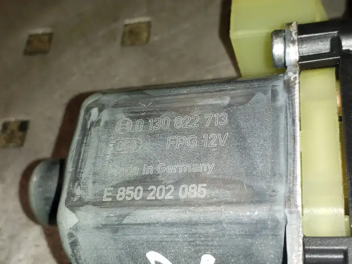 Audi A3/S3 8V (2016 - 2020) 5Q0959801 Стеклоподъемник задней двери — фото 4