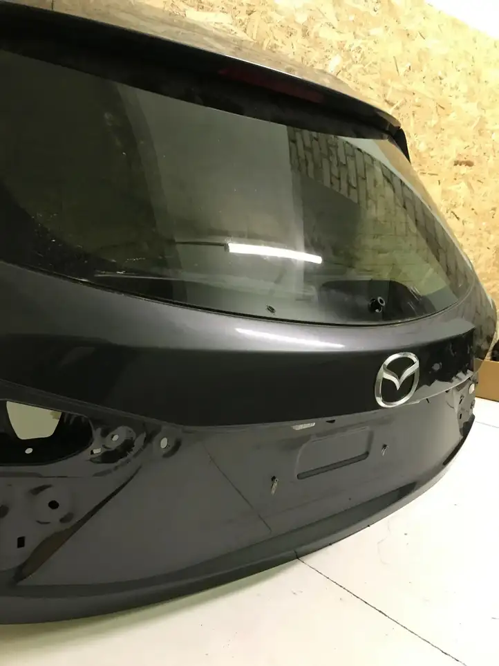 Mazda 3 II (2013 - 2017) MAZDA3 Крышка багажника — фото 2