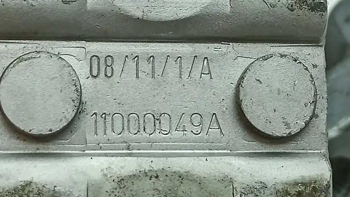 Mercedes-Benz C W204 (2007 - 2014) 11000049A Петли задней двери (комплект) — фото 10