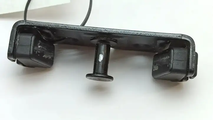 BMW Z4 E85 E86 (2002 - 2008) 8203771 Скоба замка крышки багажника — фото 2
