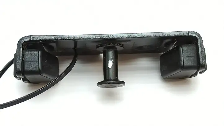 BMW Z4 E85 E86 (2002 - 2008) 8203771 Скоба замка крышки багажника — фото 4