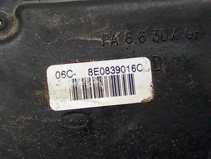 Audi A4 S4 B6 8E 8H (2000 - 2006) 8E0839016C Замок задней двери — фото 3