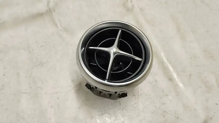 Mercedes-Benz SL R231 (2012 - 2019) A1728300154 Боковой воздушный дефлектор — фото 1