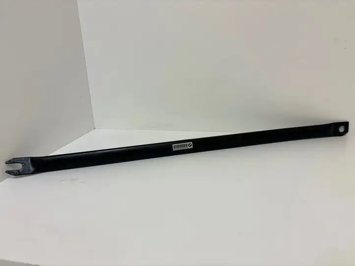 BMW 1 E81 E87 (2004 - 2011) 7167644 Прочие детали моторного отсека — фото 1