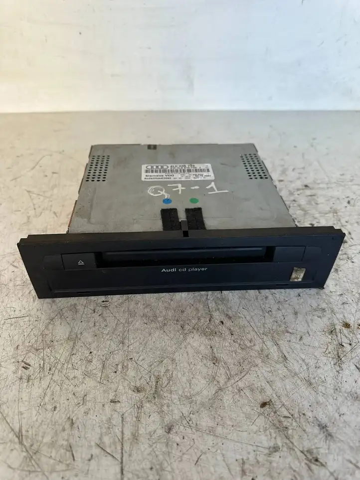 Audi Q7 (2005 - 2009)  4L0035729 CD/DVD чейнджер