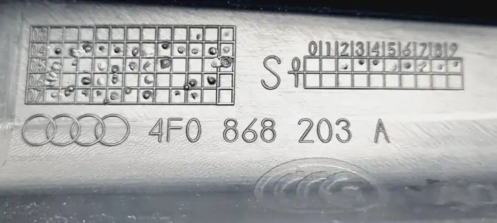 Audi A6 S6 C6 4F (2008 - 2011) 4F0868203A Прочие детали салона — фото 4