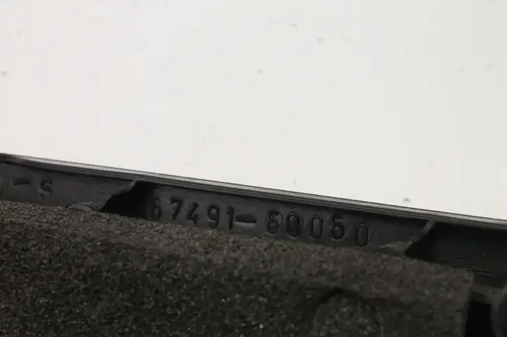 Toyota Land Cruiser (HDJ90) (1996 - 2002) 6749160050 Прочие внешние детали — фото 5