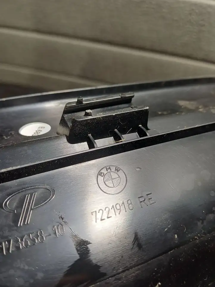BMW 3 F30 F35 F31 (2012 - 2018) 7221918 Прочие детали салона — фото 4