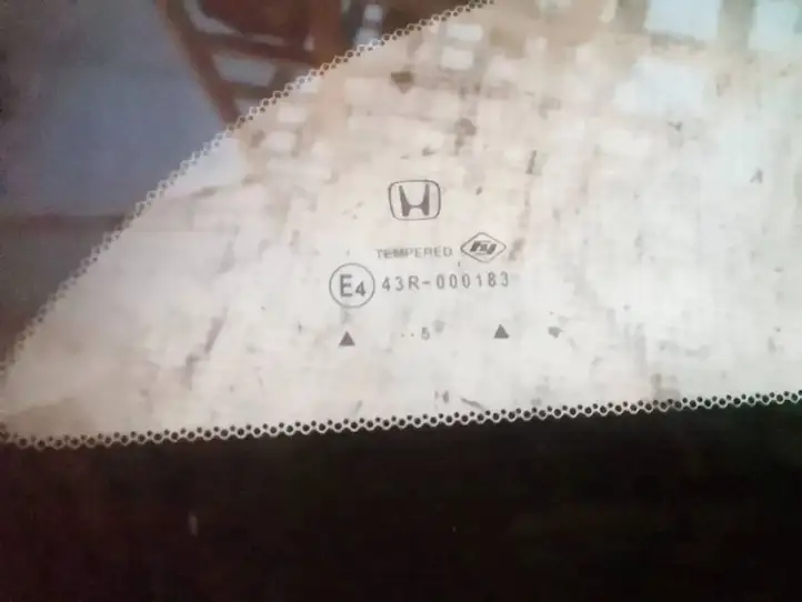 Honda Civic (2011 - 2017)   Заднее боковое стекло кузова