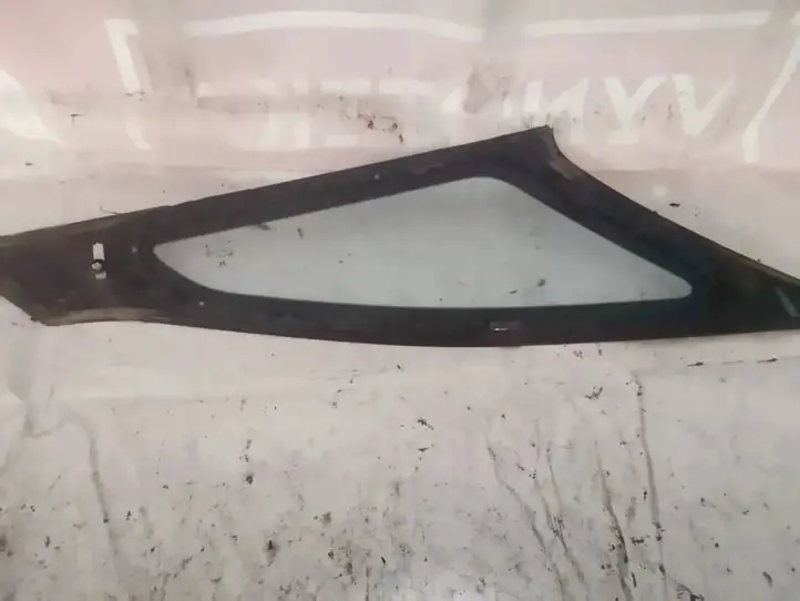 Honda Civic (2011 - 2017)   Заднее боковое стекло кузова