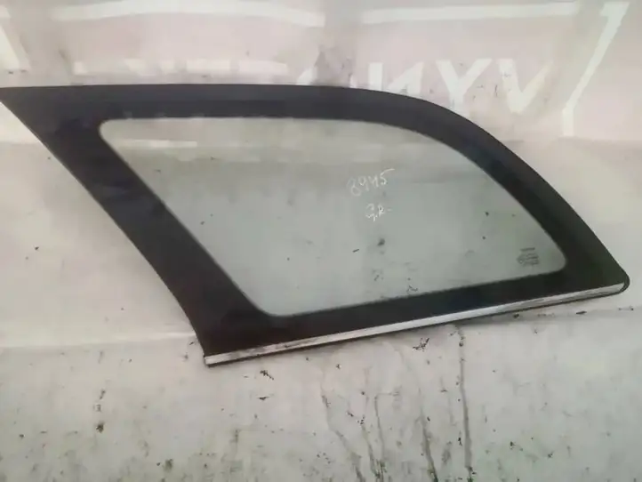 Toyota Avensis T250 (2003 - 2006) Стекло задней двери — фото 1