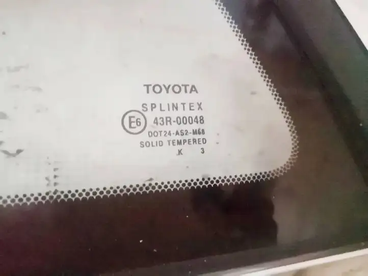 Toyota Avensis T250 (2003 - 2006) Стекло задней двери — фото 4