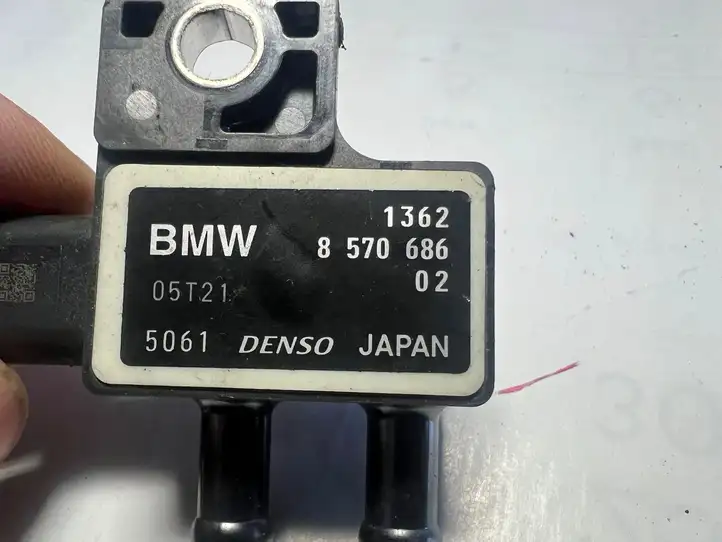BMW 5 F10 F11 (2009 - 2016) 8570686 Датчик давления выхлопных газов — фото 4