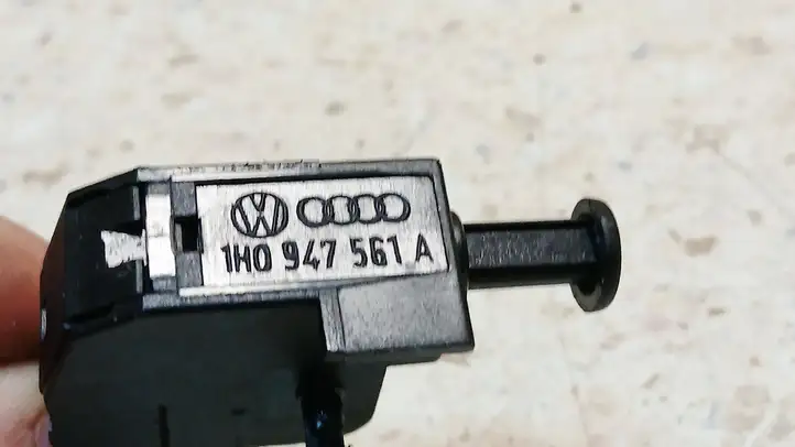 Volkswagen Lupo (1998 - 2005) 1H0947561A Датчик стояночного тормоза — фото 3
