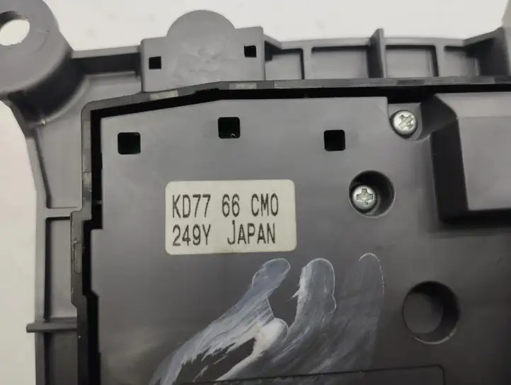 (2012 - 2015) KD7766CM0 Контроллер мультимедийной системы — фото 8